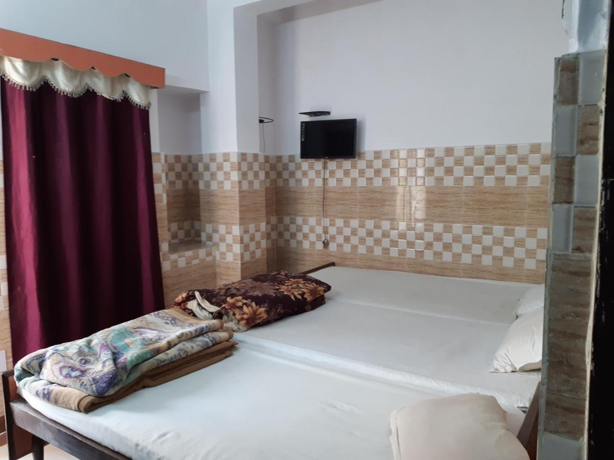 Hotel Yuvraj Patna  Zewnętrze zdjęcie
